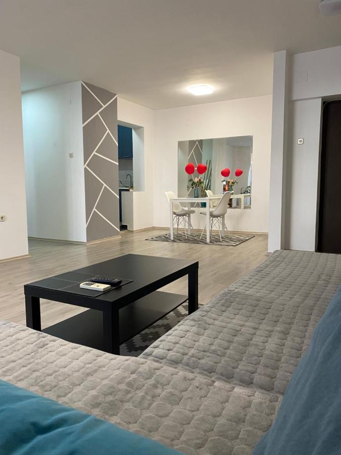 Regina'S Modern Apartment2 Skopje Exterior foto